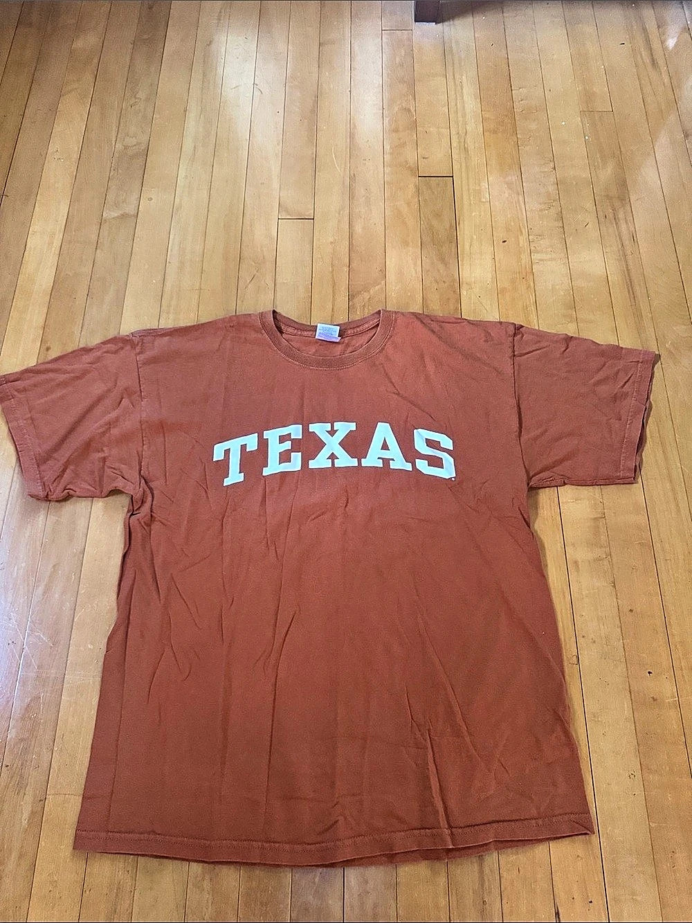 Gildan Texas Graphic college Tee rust Brown Like New men’s XL
